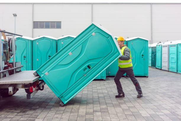 Best Portable restroom trailer rental  in Kaumakani, HI